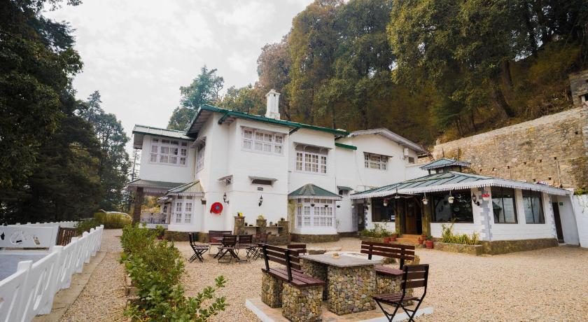 Bhikampur Lodge by Howard photo
