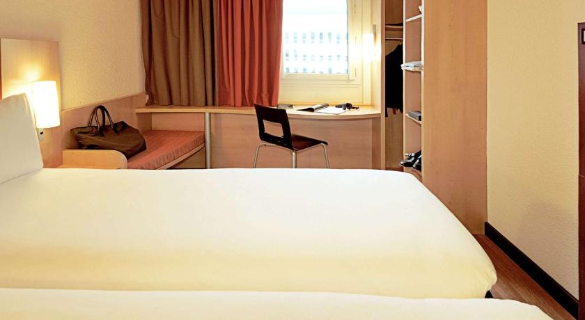 ibis London Luton Airport