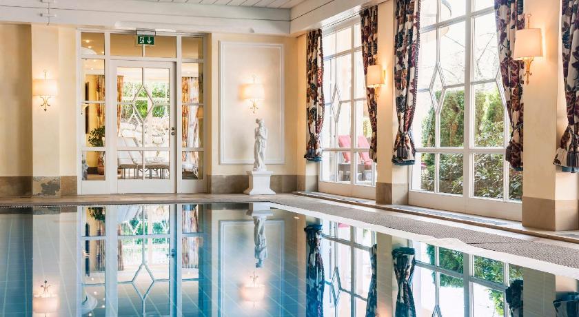 Relais & Chateaux Hotel Schwarzmatt photo