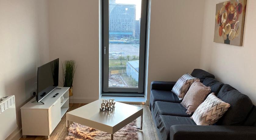 1 bedroom lovely apartment in Salford quays free street parking subject to availability — Hotel in Manchester