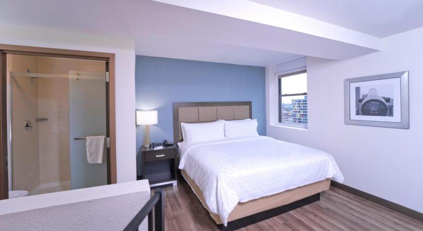 Candlewood Suites BALTIMORE - INNER HARBOR