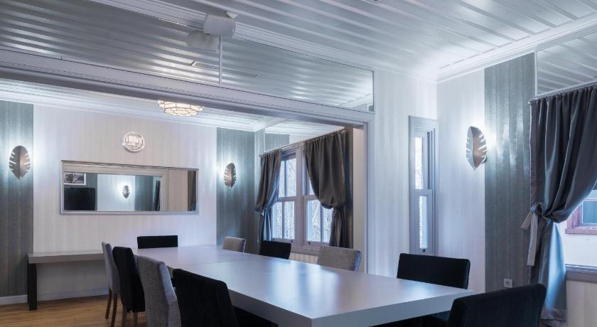 Delight Deluxe Boutique Hotel - image 7