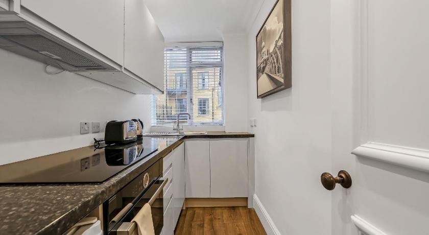 10 Curzon Street by Mansley photo