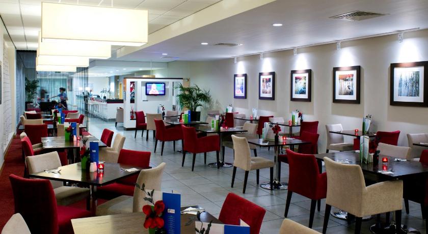 Holiday Inn Express Rotherham – North