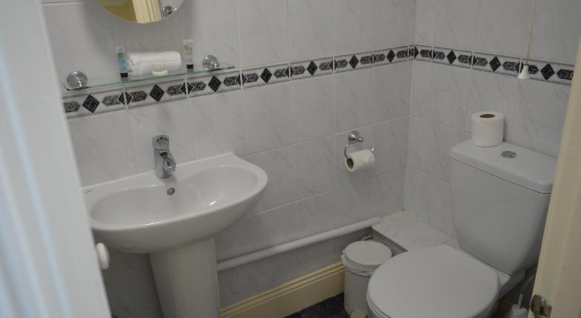The Ilchester Arms Hotel, Ilchester Somerset photo
