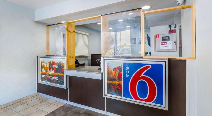 Motel 6-Sandston, VA - Richmond, Va