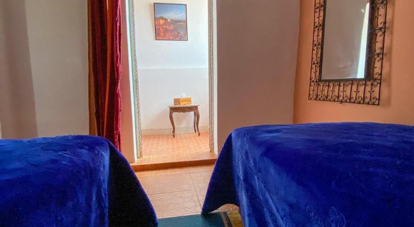 Image of Suite with City View 3