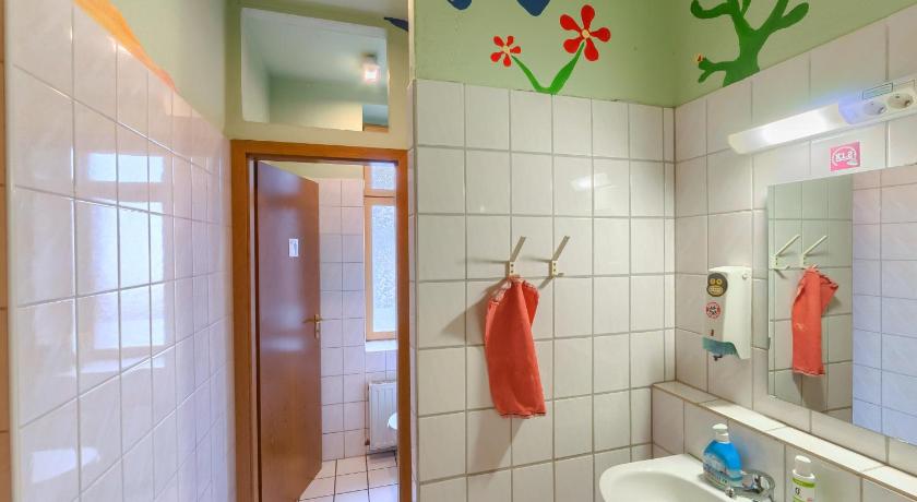 Image of Quadruple Room 15