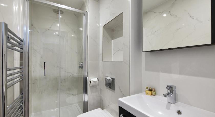 Victoria House by Q Apartments photo