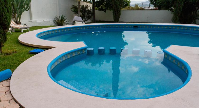 CUERNAVACA Casa completa de lujo, piscina climatizada photo