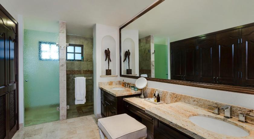 Image of Two-Bedroom Villa 16