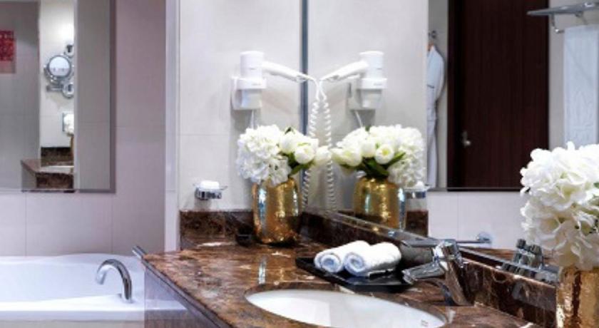 Image of Deluxe Double Room 6