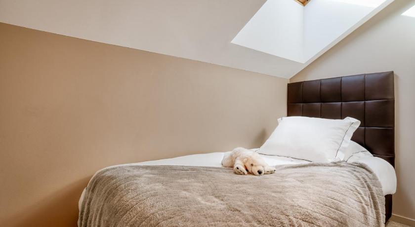 Image of Deluxe Quadruple Room 7