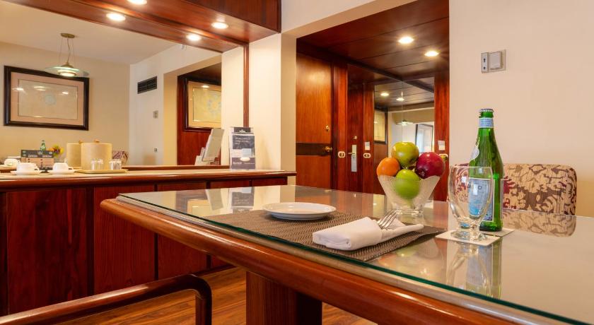Image of Suite Premium Level - Lounge Access 4