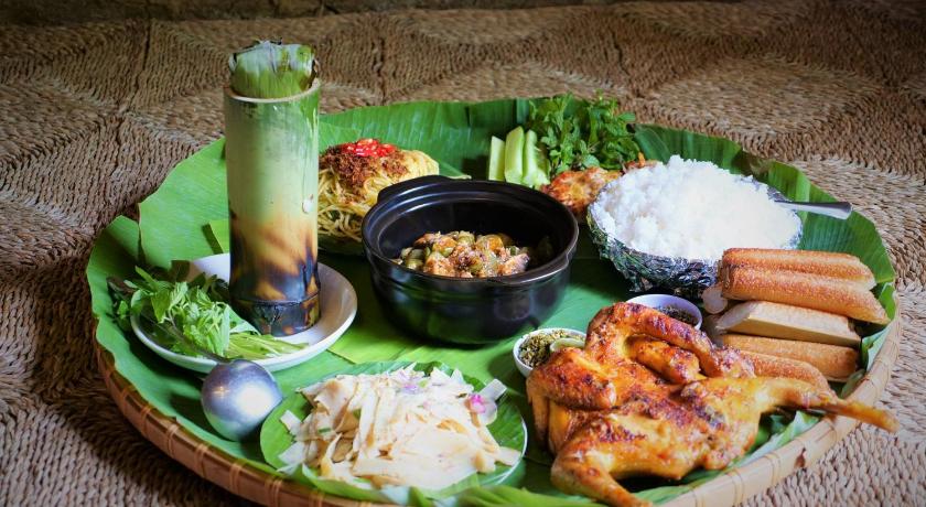 a plate of food on a table, Khu Du Lich Sinh Thai AkoEa in Buon Ma Thuot