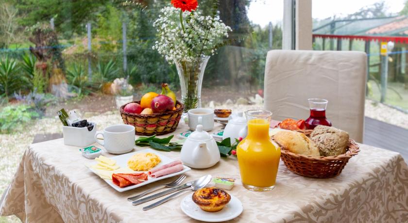 シントラ Quinta das Murtas Bed and Breakfast 3つ星 ホテル プール