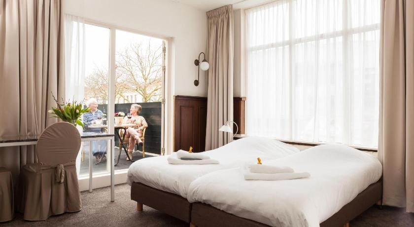 Hotel Stad en Land photo