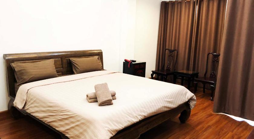 Deluxe Double Room with Balcony, Hotel IYA in Pathum Thani