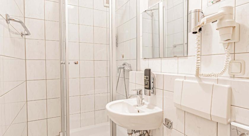 Hotel Tannenblick photo