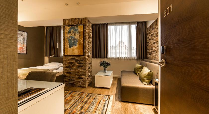 ベオグラード Belgrade Inn Garni Hotel 4つ星 ホテル 外観