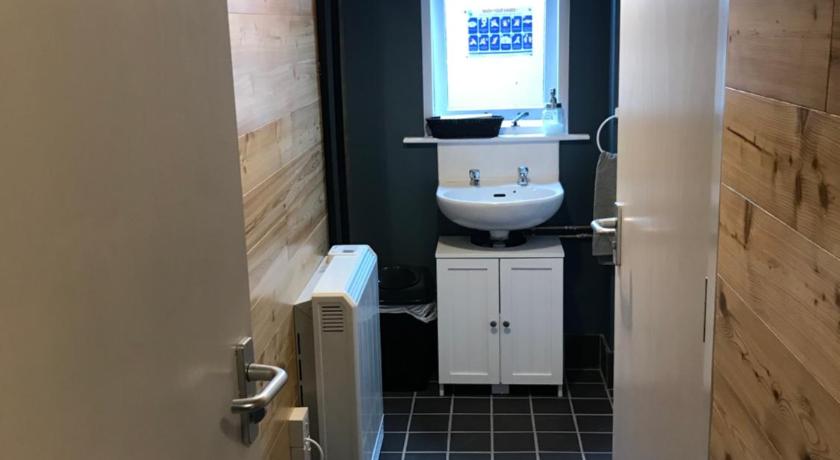 Loch Ness Backpackers Lodge photo