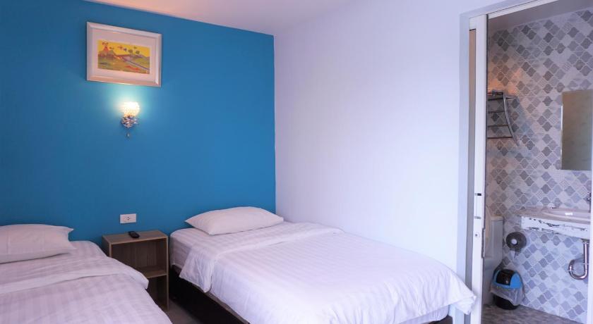 Image of Twin Room 4