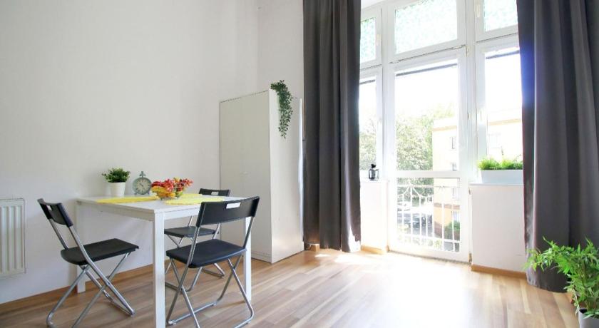 Sunny Studio in the City Center — Hotel in Lodz