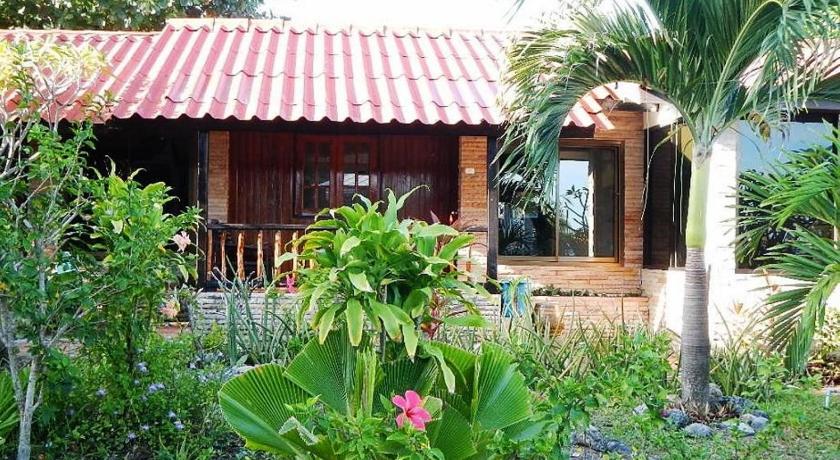 Sunrise Bungalow - image 15