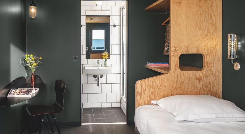 Image of Single Room 0
