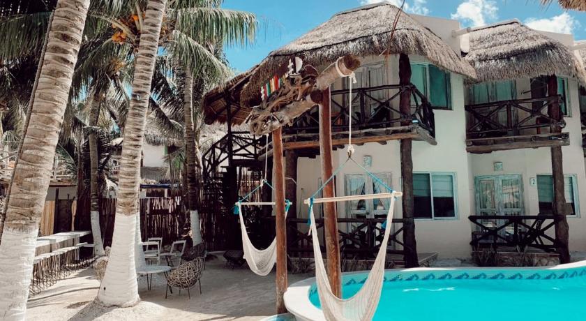 Holbox Dream Beachfront Hotel