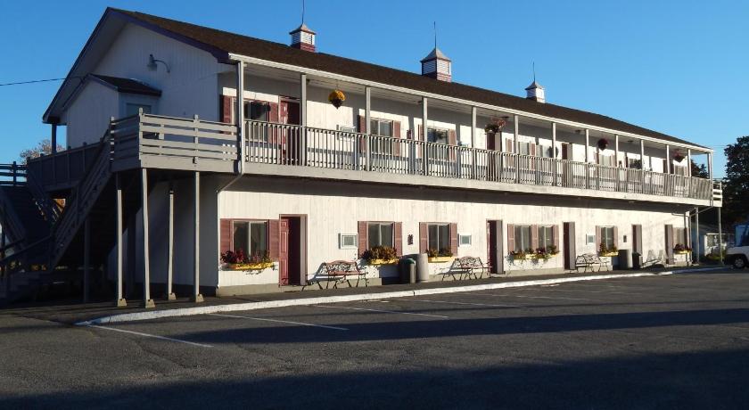 Acadia Sunrise Motel — Hotel in Trenton (ME)