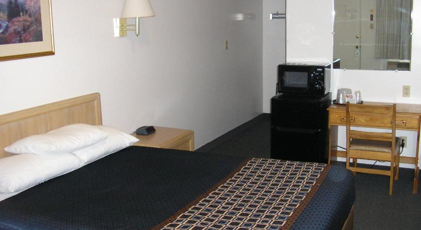 Mecca Motel photo