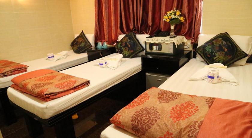 รูปของห้องพักสำหรับสามท่าน (เตียงเดี่ยว 3 เตียง) (Triple Room (3 single Beds)) 9