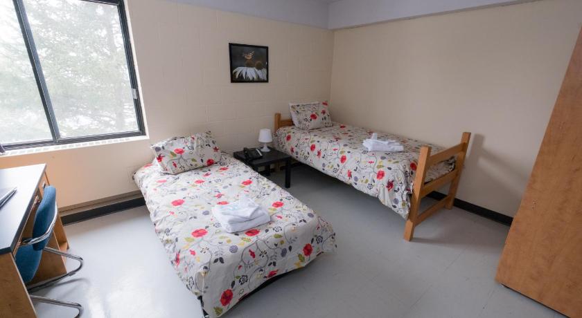 Au Campus Hebergement Hotelier Universite De Sherbrooke Sherbrooke Qc 2021 Updated Prices Deals