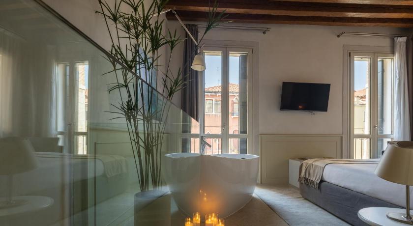 Lion Palace - San Marco R&amp;R — Hotel in Venice