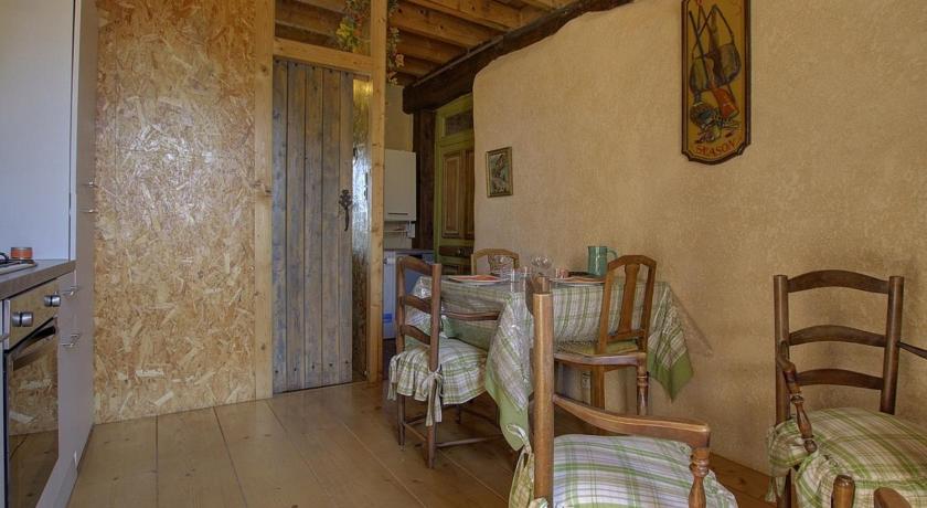 Gite Messimy Sur Saone 2 Pieces 3 Personnes Fr 1 493 328 37 Route De Lurcy Messimy Gite Messimy Sur Saone 2 Pieces 3 Personnes Fr 1 493 328 37 Route De Lurcy Messimy