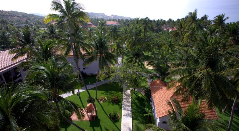 Image of Superior Garden View 3