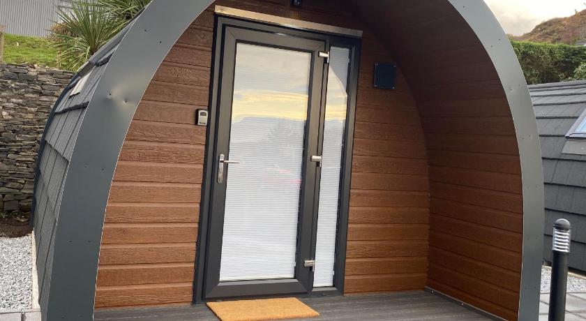 Mallaig Glamping Pods — Hotel in Mallaig