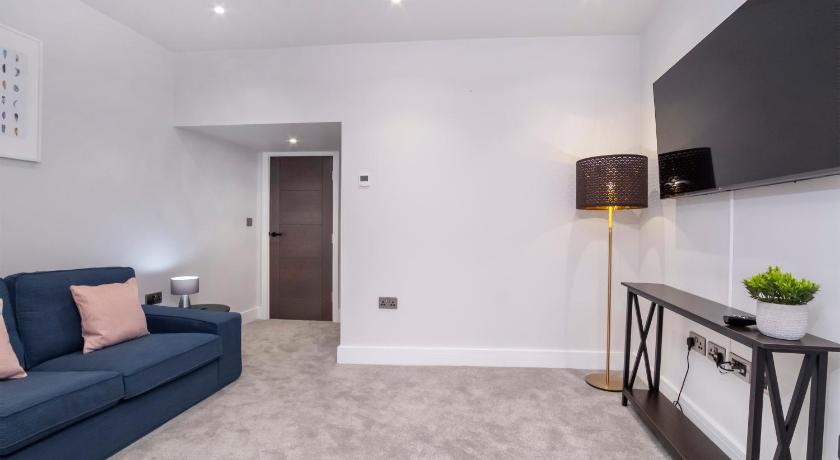 City Apartments - The Old Hotel photo