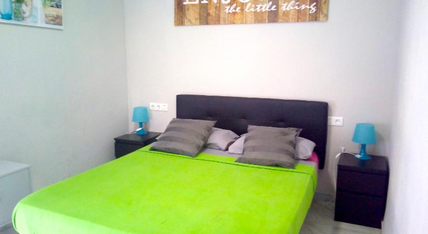 ENJOY Apart. Centro y Playa Cervantes photo