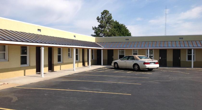 Budget Inn photo