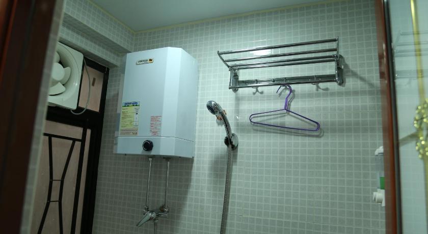 Image of Deluxe Family Room 9