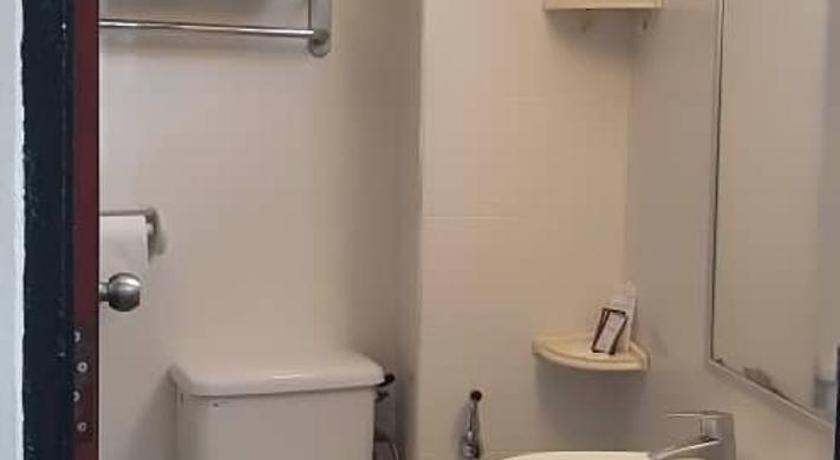 Image of Superior Twin Room 6