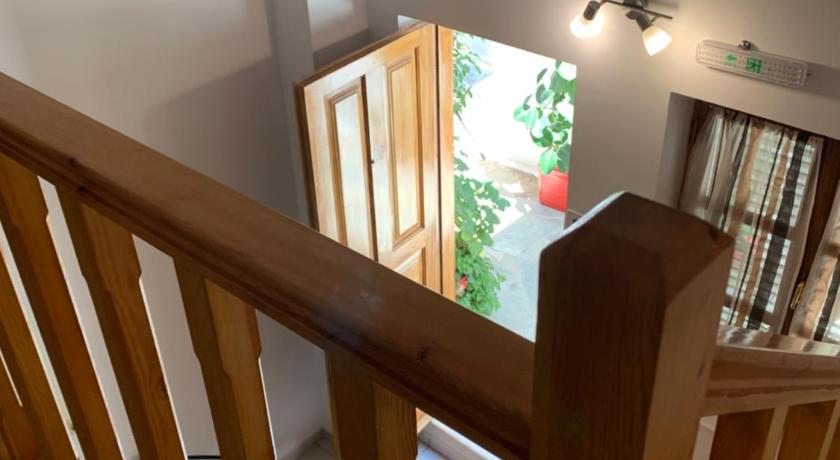 Glaros Guesthouse photo