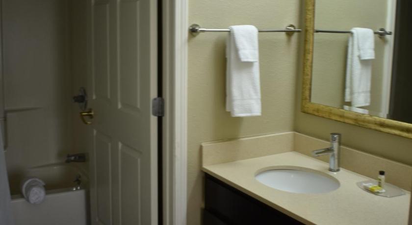 Staybridge Suites Cranbury - South Brunswick