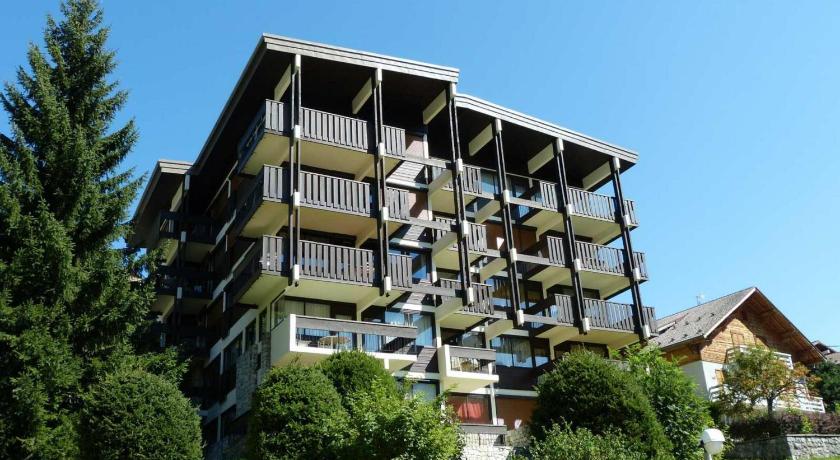 Appartement La Clusaz, 2 pieces, 4 personnes - FR-1-304-47 photo