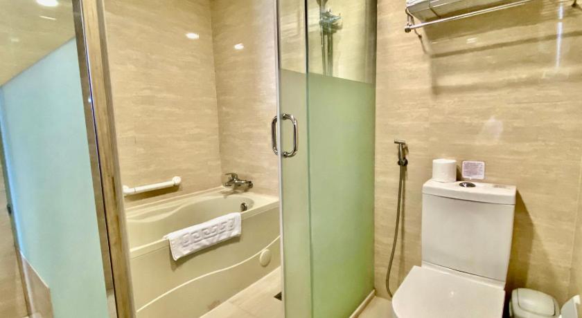 明月湖景四人房(高樓層) (Lake View Quad Room - High Floor)圖片 9