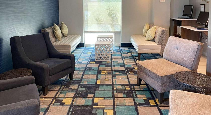 Comfort Inn & Suites Melbourne-Viera photo