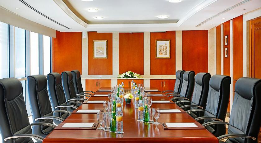 City Seasons Hotel image 19