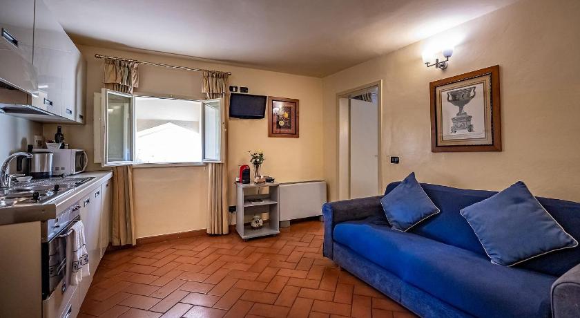 Image of Economy Room 6